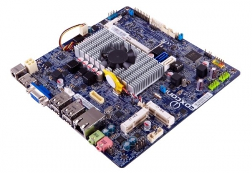 Foxconn анонсира евтините mini-ITX дънни платки T70S-F и T70S с инсталирани процесори